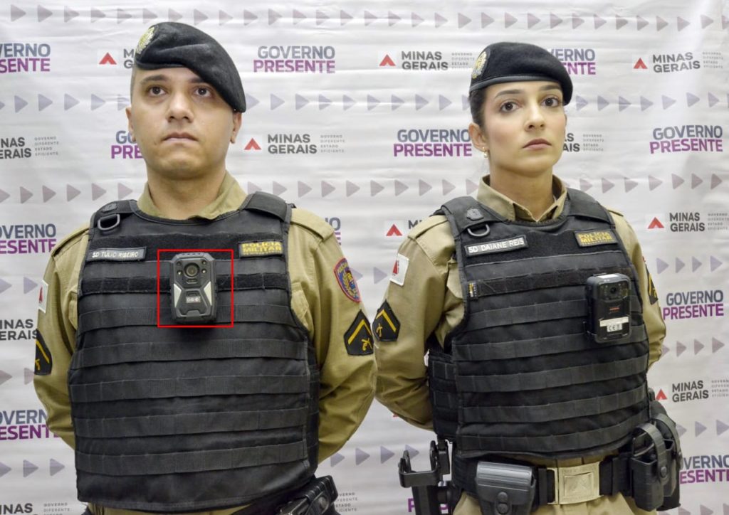 Letalidade da PM cai 90% em batalhões que adotaram câmeras em uniforme